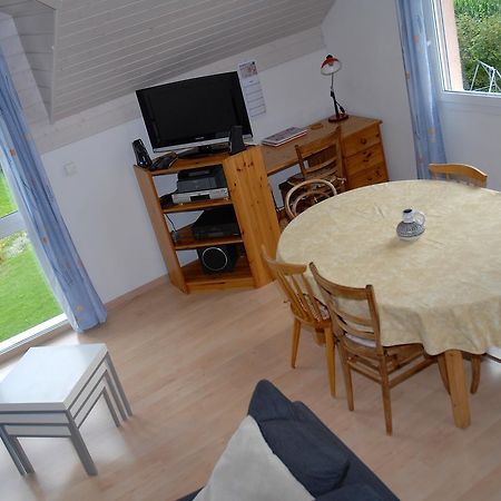 Appartment Aux Lilas Les Geneveys-sur-Coffrane Dış mekan fotoğraf