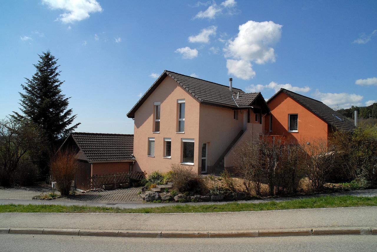 Appartment Aux Lilas Les Geneveys-sur-Coffrane Dış mekan fotoğraf