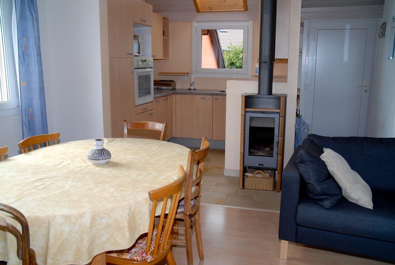 Appartment Aux Lilas Les Geneveys-sur-Coffrane Dış mekan fotoğraf
